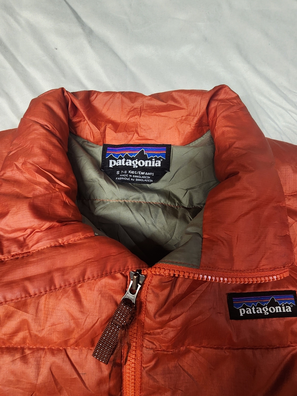 Patagonia Kids Puffer Jacket in Rust Orange with Olive Lining